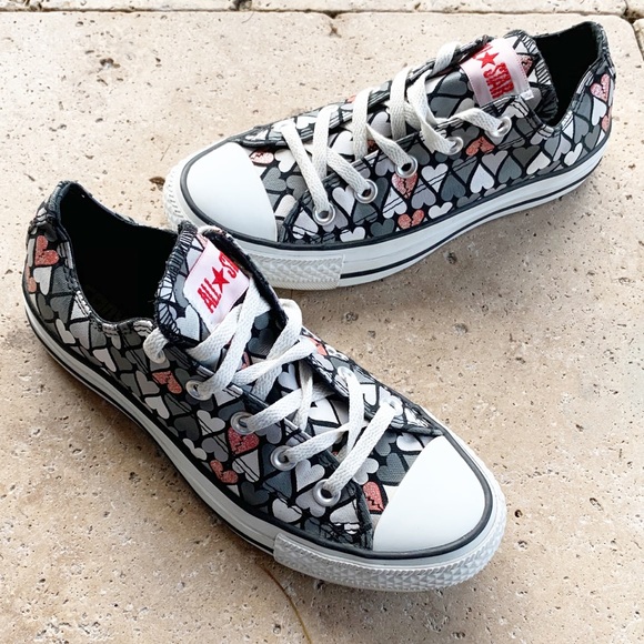 Converse Shoes - All Star Converse Gray Heart Print Sneakers size 6